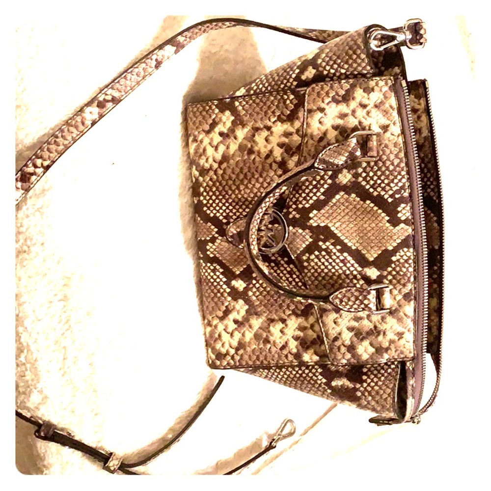 MK purse